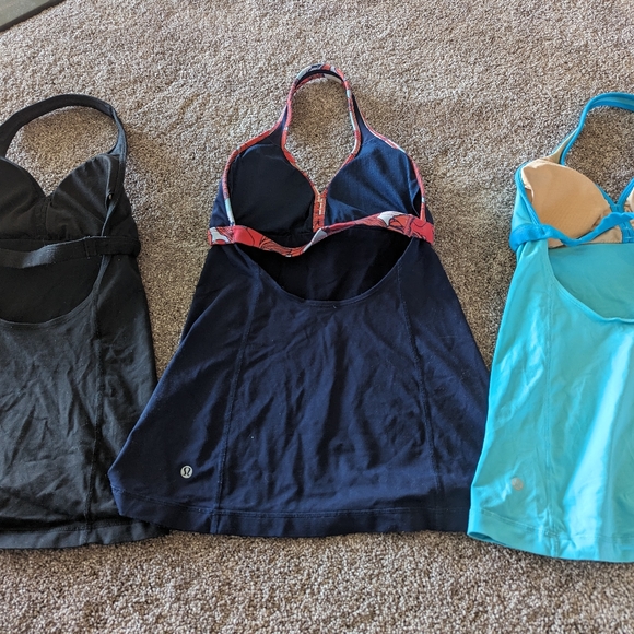 Lululemon halter top one - Picture 5 of 11